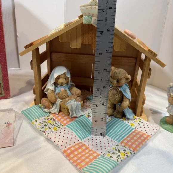 Vintage Enesco Cherished Teddies Nativity 4 Piece Set Stable Figurines Box - Picture 9 of 14